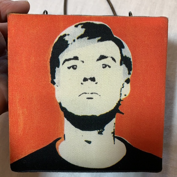 Andy Warhol Campbell’s soup mini bag by Philip Treacy - Picture 10 of 11